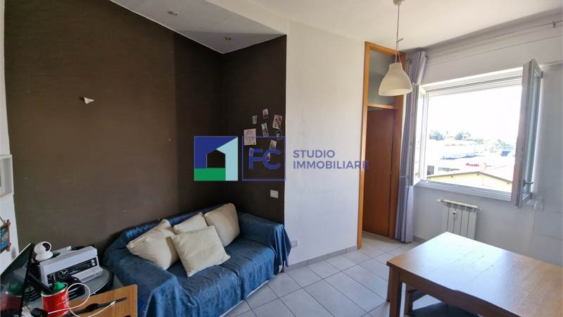 2 locali in vendita a Lipomo